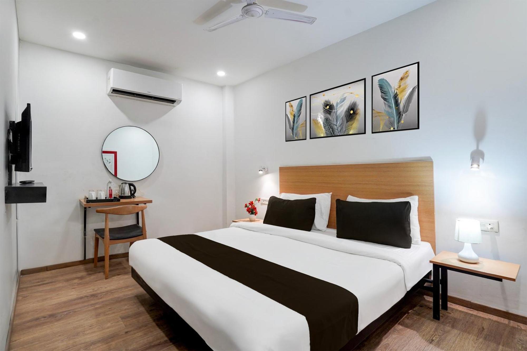 Super Townhouse Gomti Nagar Sector 6 Near Ekana Stadium Lucknow Eksteriør bilde