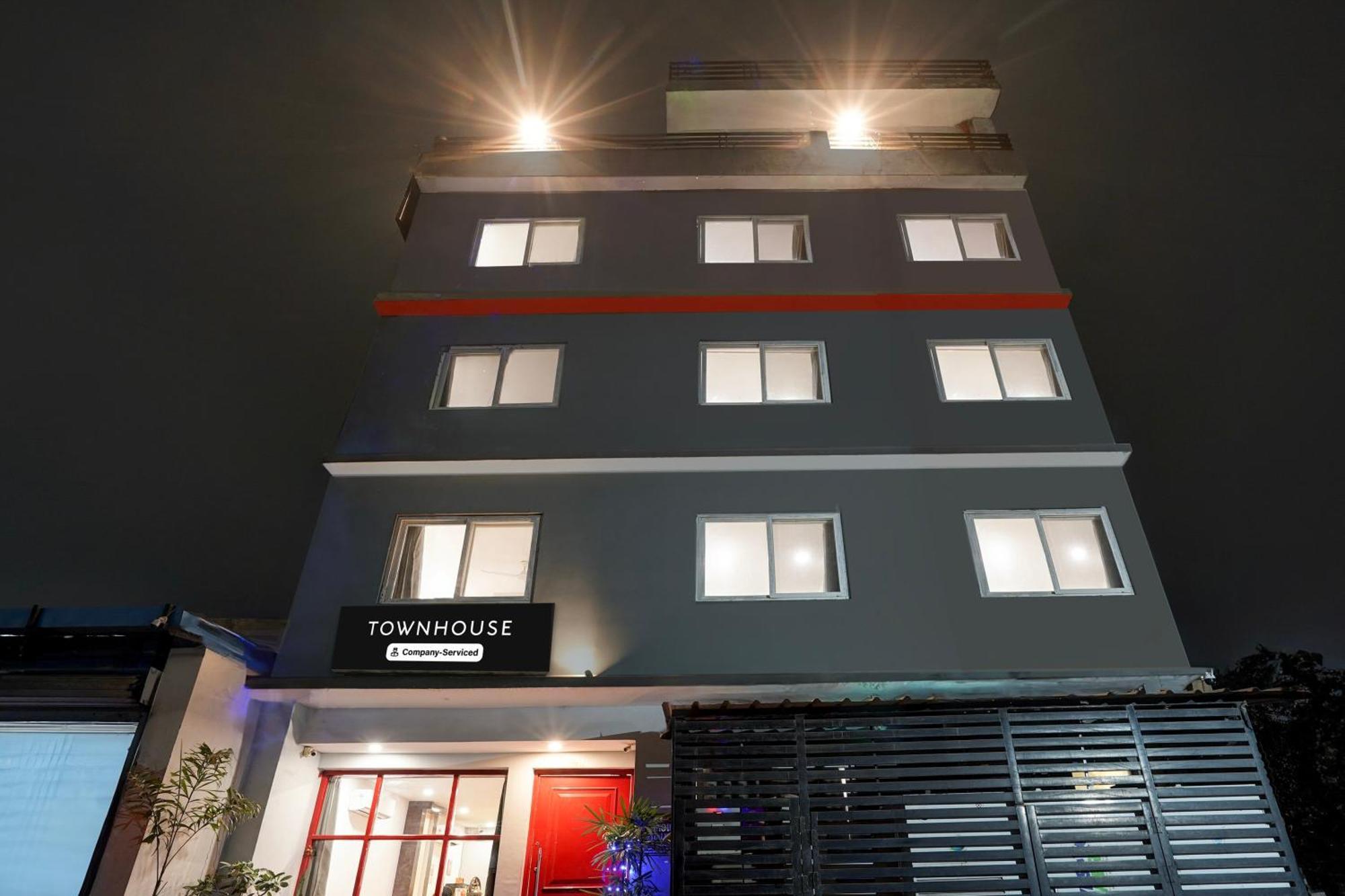 Super Townhouse Gomti Nagar Sector 6 Near Ekana Stadium Lucknow Eksteriør bilde